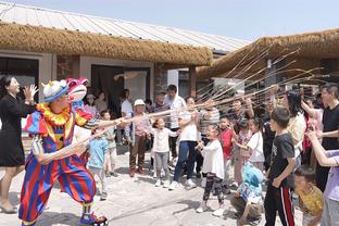 慢慢找状态！浓眉半场13中5拿下16分7板3帽